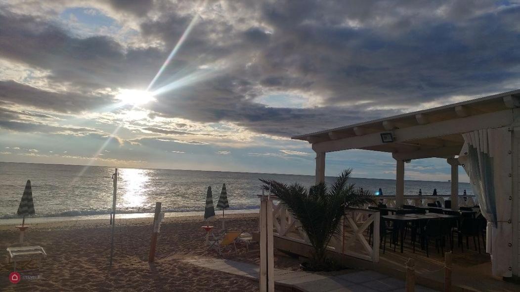 Apartamento La Casa Al Mare Di Giulia Porto Potenza Picena Exterior foto